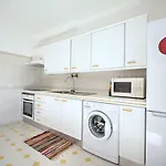 In With Sea View Διαμέρισμα *